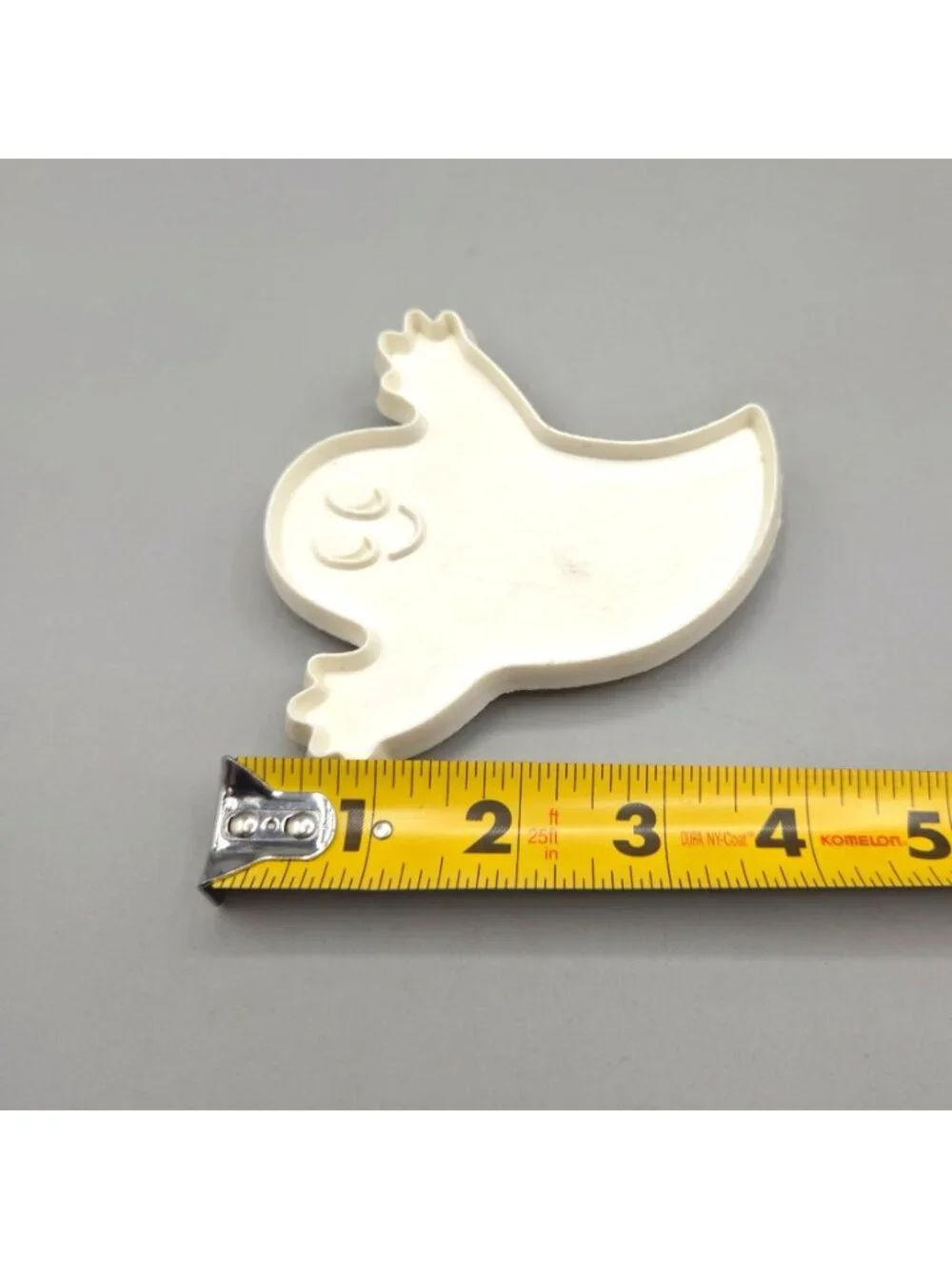 Vintage 1980s Halloween Cookie Cutters Ghost Witch Cat Bat Scarecrow Plastic Set